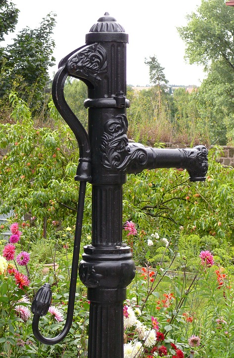 manual hand pump for well